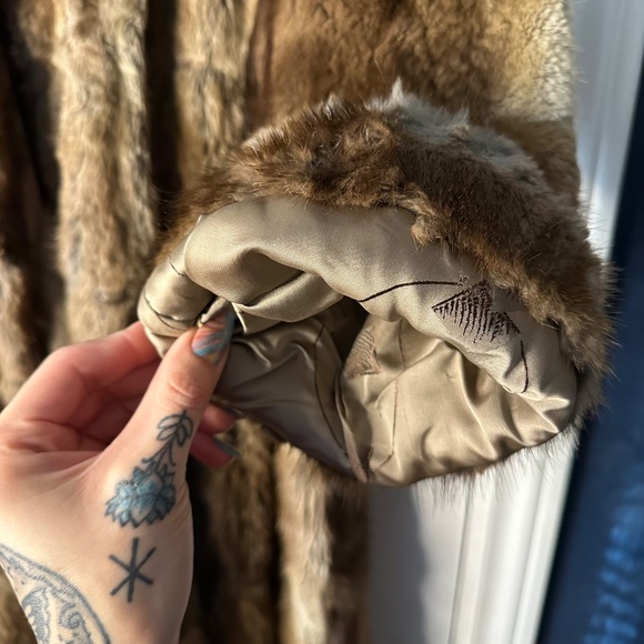 Vintage Fur Coat - Picture 11 of 16